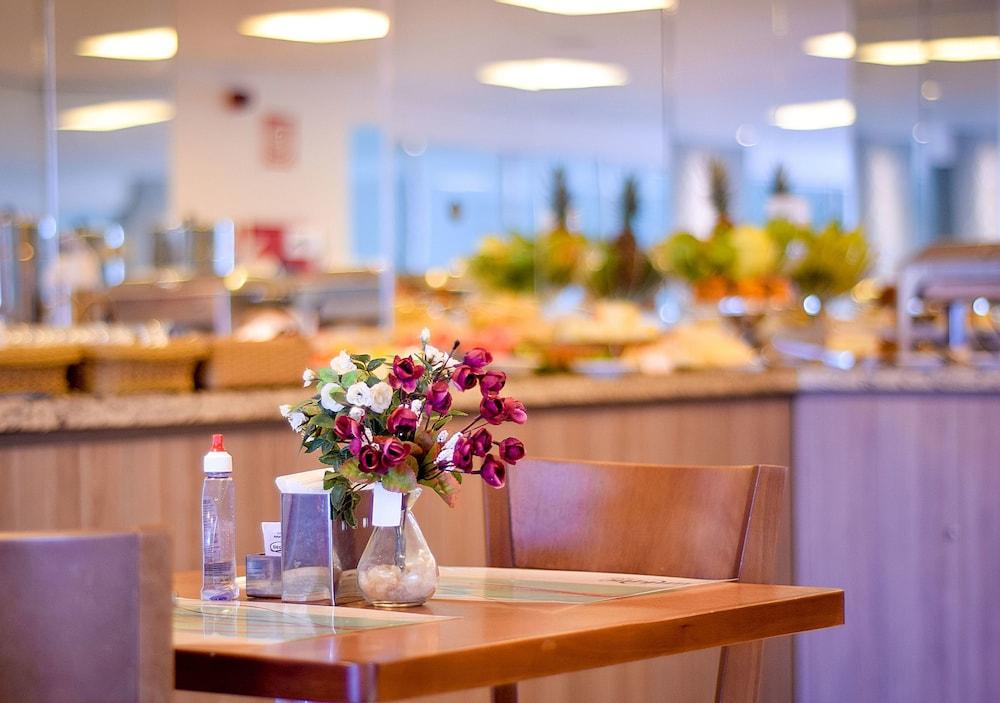 Unico Apart Hotel 페이라 데 산타나 외부 사진